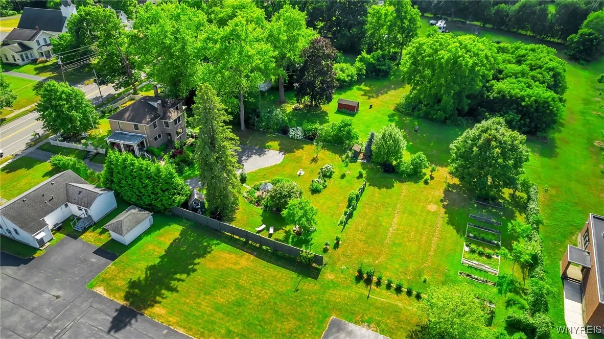 11 West Main Street, Pembroke, New York 14036, Pembroke, New York 14036, 4 Bedrooms Bedrooms, 11 Rooms Rooms,1 BathroomBathrooms,Residential,Closed,11 West Main Street, Pembroke, New York 14036,0,B1625212