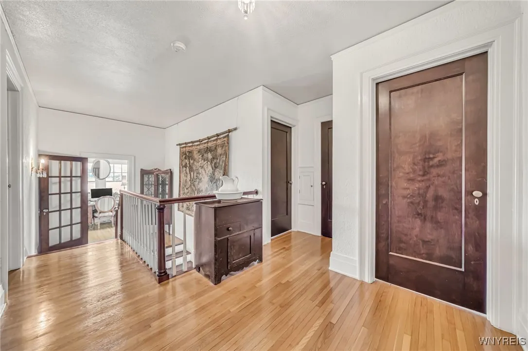 11 West Main Street, Pembroke, New York 14036, Pembroke, New York 14036, 4 Bedrooms Bedrooms, 11 Rooms Rooms,1 BathroomBathrooms,Residential,Closed,11 West Main Street, Pembroke, New York 14036,0,B1625212