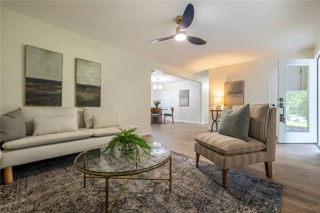 23 Kerry Park, Pittsford, New York 14534, Henrietta, New York 14534, 4 Bedrooms Bedrooms, 7 Rooms Rooms,2 BathroomsBathrooms,Residential,Closed,23 Kerry Park, Pittsford, New York 14534,0,R1625067