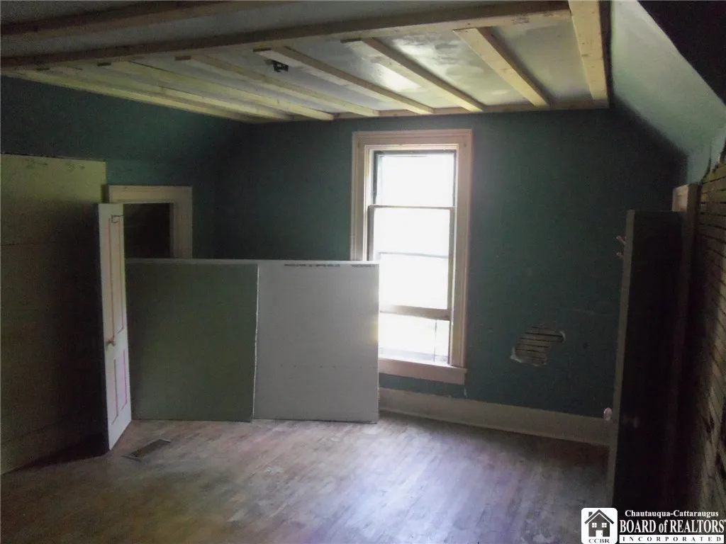 139 Eagle Street, Pomfret, New York 14063, Pomfret, New York 14063, 4 Bedrooms Bedrooms, 8 Rooms Rooms,2 BathroomsBathrooms,Residential,Closed,139 Eagle Street, Pomfret, New York 14063,0,R1625366