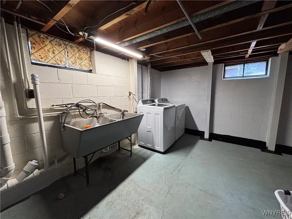 426 Woodstock Avenue, Tonawanda, New York 14150, Tonawanda, New York 14150, 3 Bedrooms Bedrooms, 6 Rooms Rooms,1 BathroomBathrooms,Residential,For Sale,426 Woodstock Avenue, Tonawanda, New York 14150,B1624763