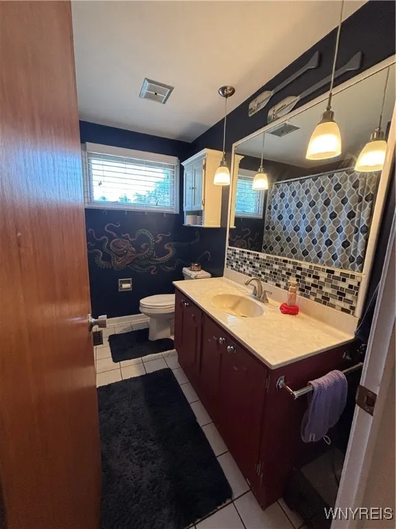 426 Woodstock Avenue, Tonawanda, New York 14150, Tonawanda, New York 14150, 3 Bedrooms Bedrooms, 6 Rooms Rooms,1 BathroomBathrooms,Residential,For Sale,426 Woodstock Avenue, Tonawanda, New York 14150,B1624763