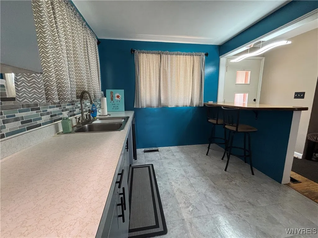 426 Woodstock Avenue, Tonawanda, New York 14150, Tonawanda, New York 14150, 3 Bedrooms Bedrooms, 6 Rooms Rooms,1 BathroomBathrooms,Residential,For Sale,426 Woodstock Avenue, Tonawanda, New York 14150,B1624763