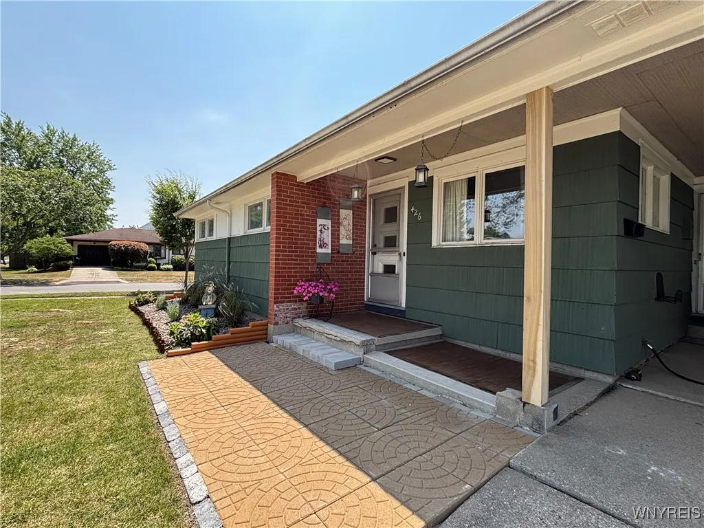 426 Woodstock Avenue, Tonawanda, New York 14150, Tonawanda, New York 14150, 3 Bedrooms Bedrooms, 6 Rooms Rooms,1 BathroomBathrooms,Residential,For Sale,426 Woodstock Avenue, Tonawanda, New York 14150,B1624763