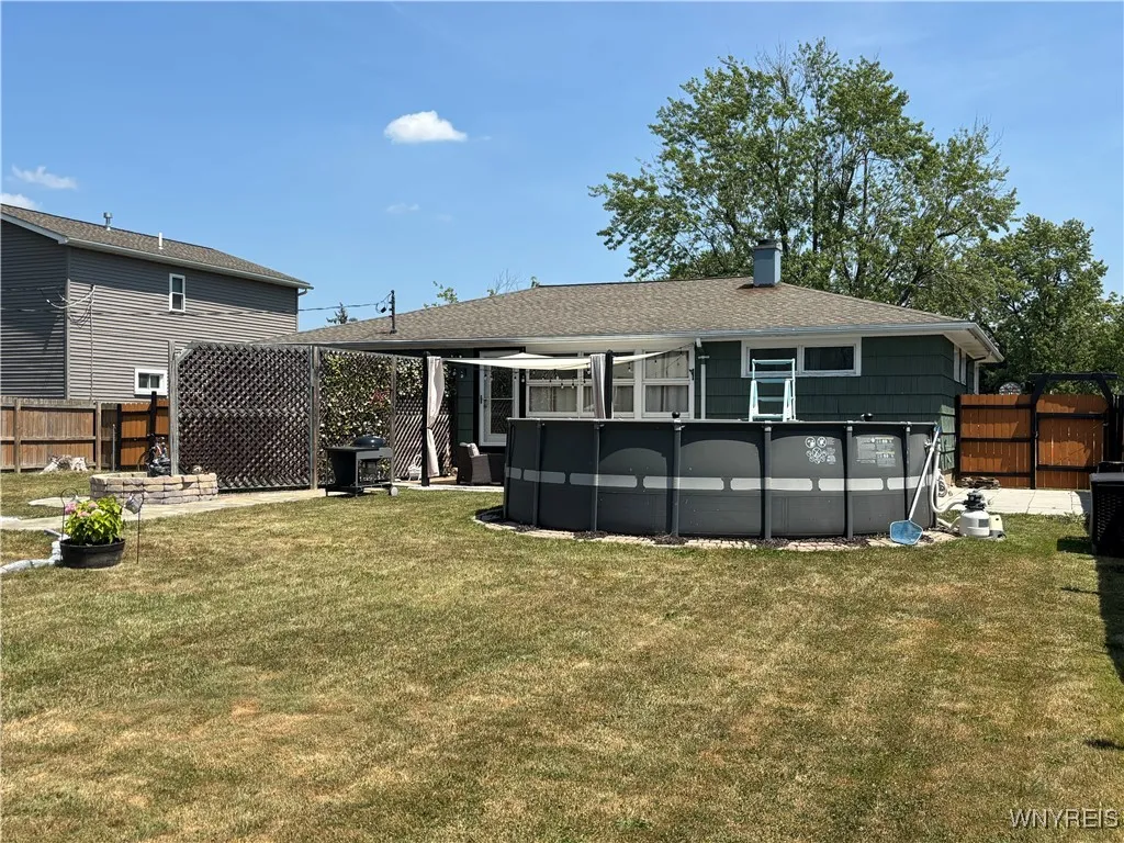 426 Woodstock Avenue, Tonawanda, New York 14150, Tonawanda, New York 14150, 3 Bedrooms Bedrooms, 6 Rooms Rooms,1 BathroomBathrooms,Residential,For Sale,426 Woodstock Avenue, Tonawanda, New York 14150,B1624763