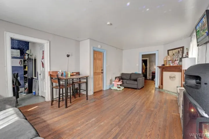 262 Breckenridge Street, Buffalo, New York 14213, Buffalo, New York 14213, 6 Bedrooms Bedrooms, ,2 BathroomsBathrooms,Residential,For Sale,262 Breckenridge Street, Buffalo, New York 14213,B1624985