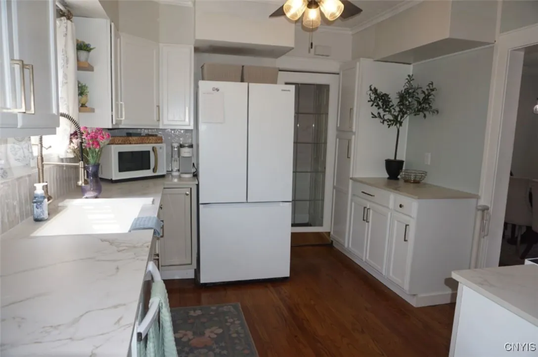 235 Homecroft Road, Syracuse, New York 13206, Syracuse, New York 13206, 3 Bedrooms Bedrooms, 7 Rooms Rooms,1 BathroomBathrooms,Residential,For Sale,235 Homecroft Road, Syracuse, New York 13206,S1624420