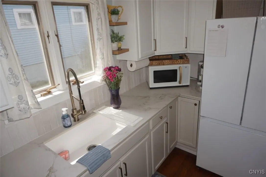 235 Homecroft Road, Syracuse, New York 13206, Syracuse, New York 13206, 3 Bedrooms Bedrooms, 7 Rooms Rooms,1 BathroomBathrooms,Residential,For Sale,235 Homecroft Road, Syracuse, New York 13206,S1624420