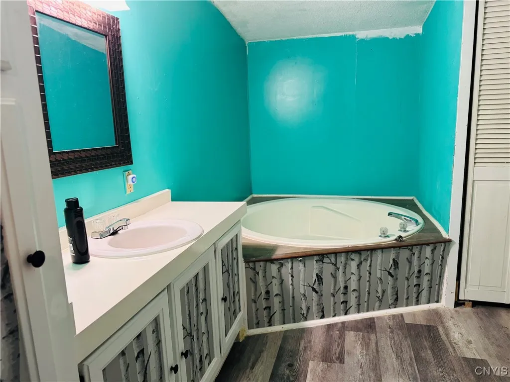 Primary Bath Room