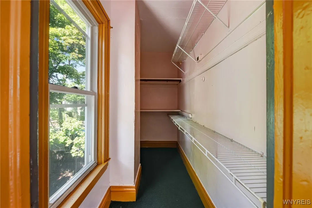 520 Woodlawn Avenue, Buffalo, New York 14208, Buffalo, New York 14208, 6 Bedrooms Bedrooms, 8 Rooms Rooms,2 BathroomsBathrooms,Residential,For Sale,520 Woodlawn Avenue, Buffalo, New York 14208,B1625318