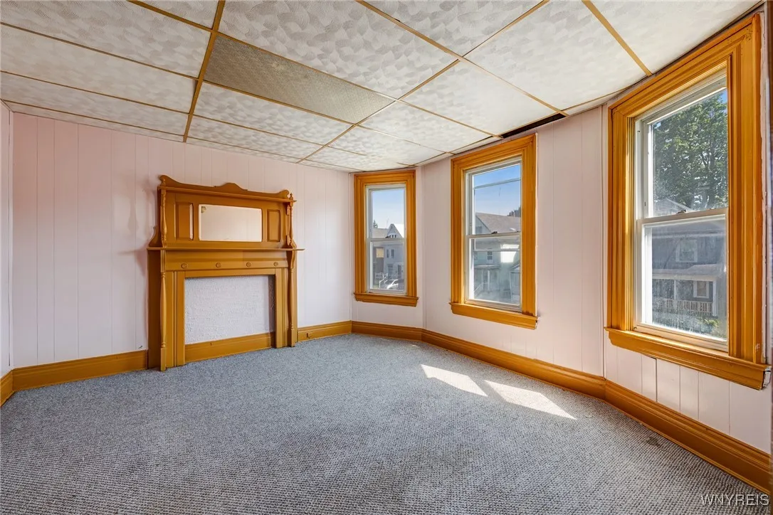 520 Woodlawn Avenue, Buffalo, New York 14208, Buffalo, New York 14208, 6 Bedrooms Bedrooms, 8 Rooms Rooms,2 BathroomsBathrooms,Residential,For Sale,520 Woodlawn Avenue, Buffalo, New York 14208,B1625318