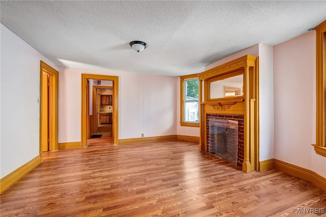 520 Woodlawn Avenue, Buffalo, New York 14208, Buffalo, New York 14208, 6 Bedrooms Bedrooms, 8 Rooms Rooms,2 BathroomsBathrooms,Residential,For Sale,520 Woodlawn Avenue, Buffalo, New York 14208,B1625318