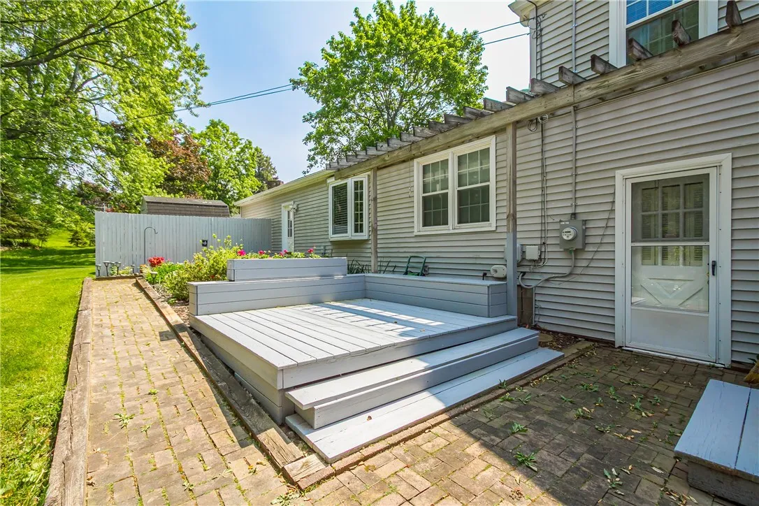 6 Wellington Circle, Perinton, New York 14450, Perinton, New York 14450, 4 Bedrooms Bedrooms, 10 Rooms Rooms,2 BathroomsBathrooms,Residential,For Sale,6 Wellington Circle, Perinton, New York 14450,R1625393