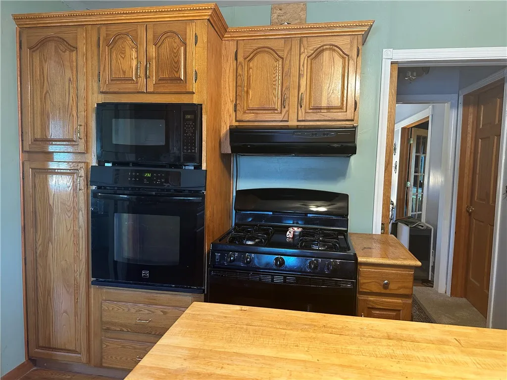 2733 Griffin Road, Riga, New York 14428, Riga, New York 14428, 2 Bedrooms Bedrooms, 6 Rooms Rooms,2 BathroomsBathrooms,Residential,Closed,2733 Griffin Road, Riga, New York 14428,0,R1625132