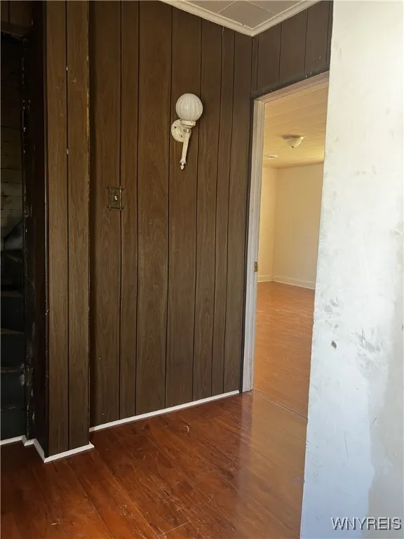 749 South Ogden Street Upper, Buffalo, New York 14, Buffalo, New York 14206, 3 Bedrooms Bedrooms, 5 Rooms Rooms,1 BathroomBathrooms,Residential Lease,For Rent,749 South Ogden Street Upper, Buffalo, New York 14,B1624741