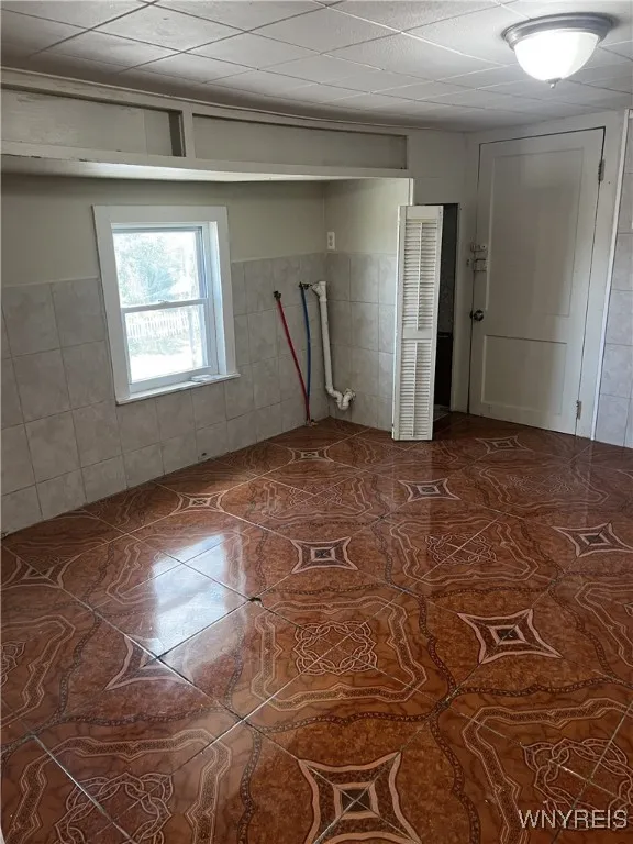 749 South Ogden Street Upper, Buffalo, New York 14, Buffalo, New York 14206, 3 Bedrooms Bedrooms, 5 Rooms Rooms,1 BathroomBathrooms,Residential Lease,For Rent,749 South Ogden Street Upper, Buffalo, New York 14,B1624741