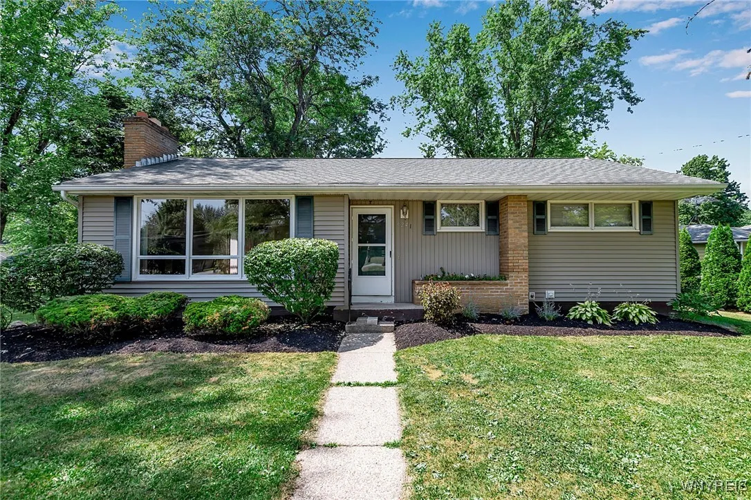 924 Two Rod Road, Alden, New York 14004, Alden, New York 14004, 3 Bedrooms Bedrooms, 5 Rooms Rooms,1 BathroomBathrooms,Residential,Closed,924 Two Rod Road, Alden, New York 14004,0,B1624967