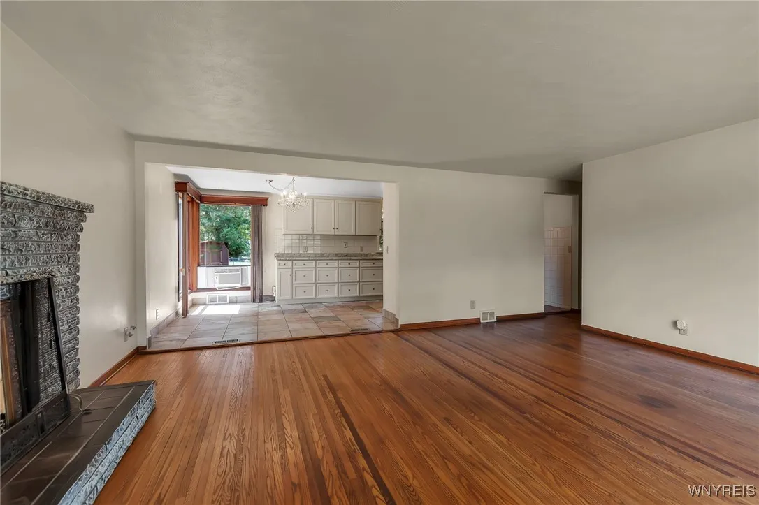 924 Two Rod Road, Alden, New York 14004, Alden, New York 14004, 3 Bedrooms Bedrooms, 5 Rooms Rooms,1 BathroomBathrooms,Residential,Closed,924 Two Rod Road, Alden, New York 14004,0,B1624967