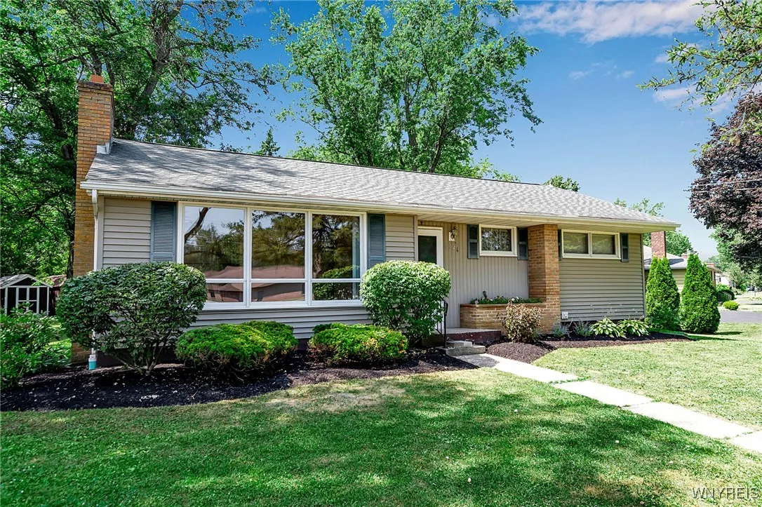 924 Two Rod Road, Alden, New York 14004, Alden, New York 14004, 3 Bedrooms Bedrooms, 5 Rooms Rooms,1 BathroomBathrooms,Residential,Closed,924 Two Rod Road, Alden, New York 14004,0,B1624967