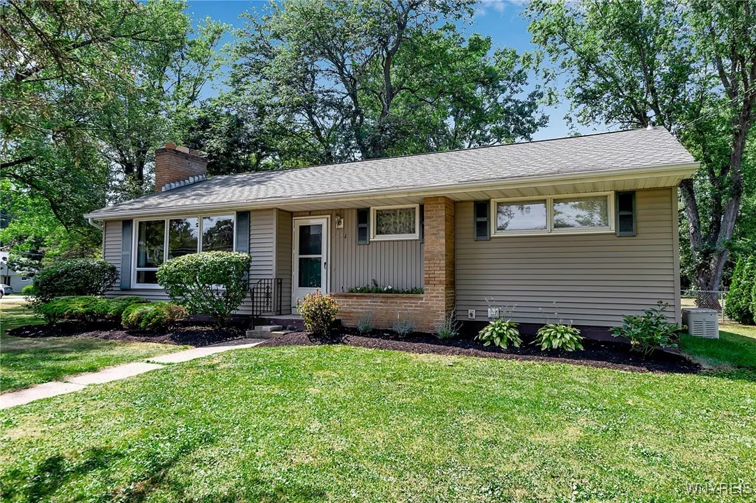924 Two Rod Road, Alden, New York 14004, Alden, New York 14004, 3 Bedrooms Bedrooms, 5 Rooms Rooms,1 BathroomBathrooms,Residential,Closed,924 Two Rod Road, Alden, New York 14004,0,B1624967