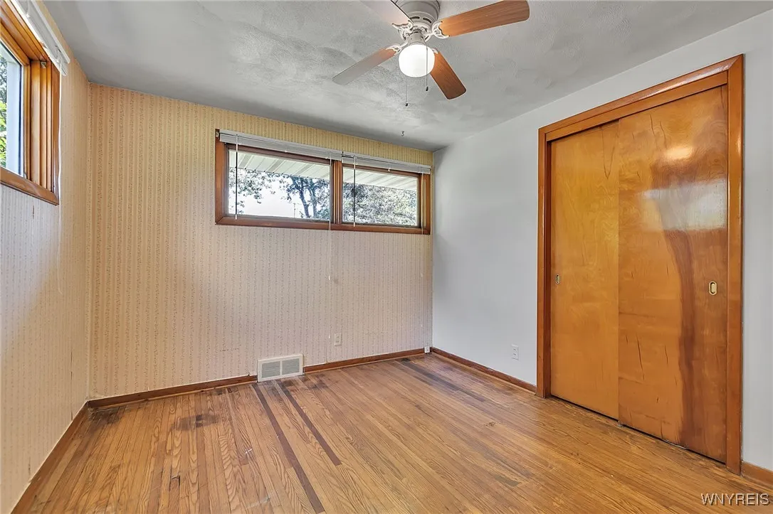 924 Two Rod Road, Alden, New York 14004, Alden, New York 14004, 3 Bedrooms Bedrooms, 5 Rooms Rooms,1 BathroomBathrooms,Residential,Closed,924 Two Rod Road, Alden, New York 14004,0,B1624967