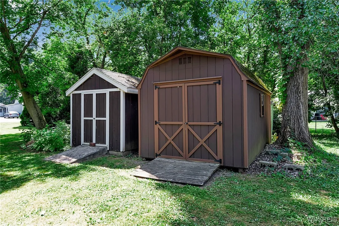 924 Two Rod Road, Alden, New York 14004, Alden, New York 14004, 3 Bedrooms Bedrooms, 5 Rooms Rooms,1 BathroomBathrooms,Residential,Closed,924 Two Rod Road, Alden, New York 14004,0,B1624967