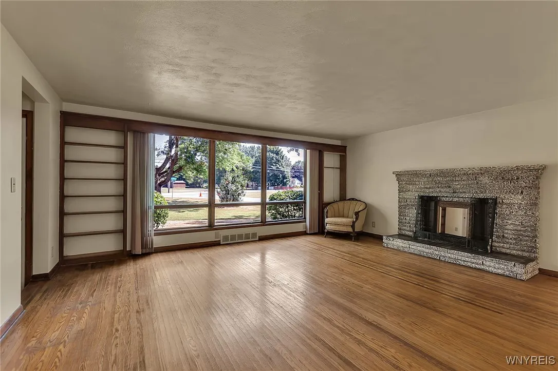 924 Two Rod Road, Alden, New York 14004, Alden, New York 14004, 3 Bedrooms Bedrooms, 5 Rooms Rooms,1 BathroomBathrooms,Residential,Closed,924 Two Rod Road, Alden, New York 14004,0,B1624967