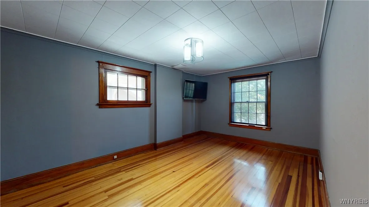 1146 Haeberle Avenue, Niagara Falls, New York 1430, Niagara Falls, New York 14301, 3 Bedrooms Bedrooms, 6 Rooms Rooms,1 BathroomBathrooms,Residential,For Sale,1146 Haeberle Avenue, Niagara Falls, New York 1430,0,B1625432