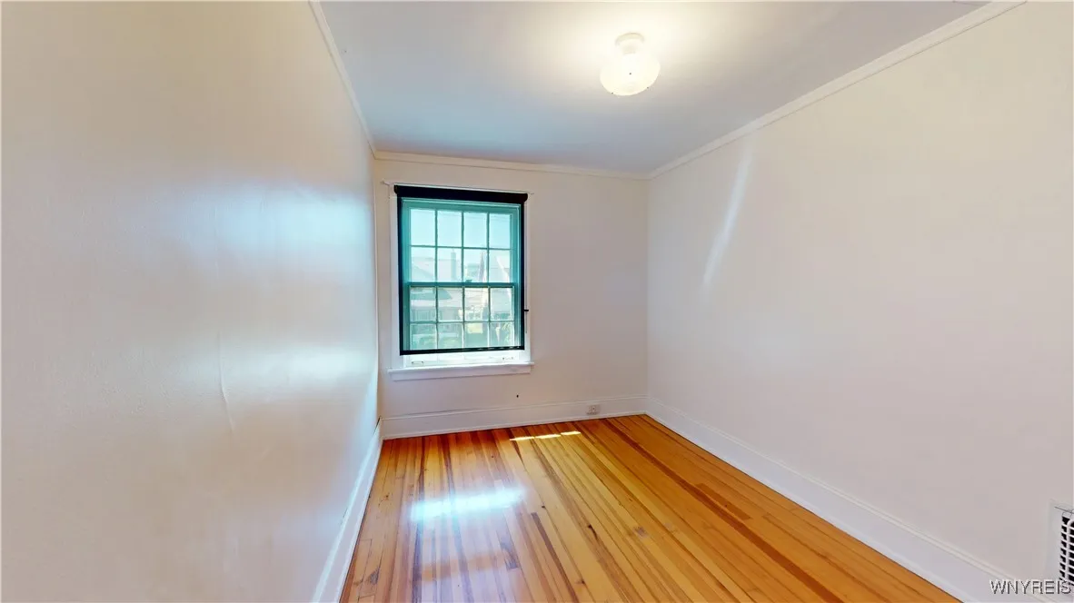 1146 Haeberle Avenue, Niagara Falls, New York 1430, Niagara Falls, New York 14301, 3 Bedrooms Bedrooms, 6 Rooms Rooms,1 BathroomBathrooms,Residential,For Sale,1146 Haeberle Avenue, Niagara Falls, New York 1430,0,B1625432