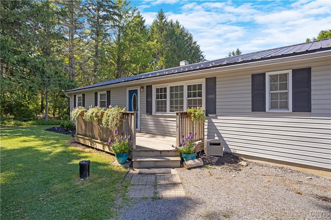 8503 Indian Hill Road, Pompey, New York 13104, Pompey, New York 13104, 4 Bedrooms Bedrooms, 7 Rooms Rooms,2 BathroomsBathrooms,Residential,For Sale,8503 Indian Hill Road, Pompey, New York 13104,S1625304