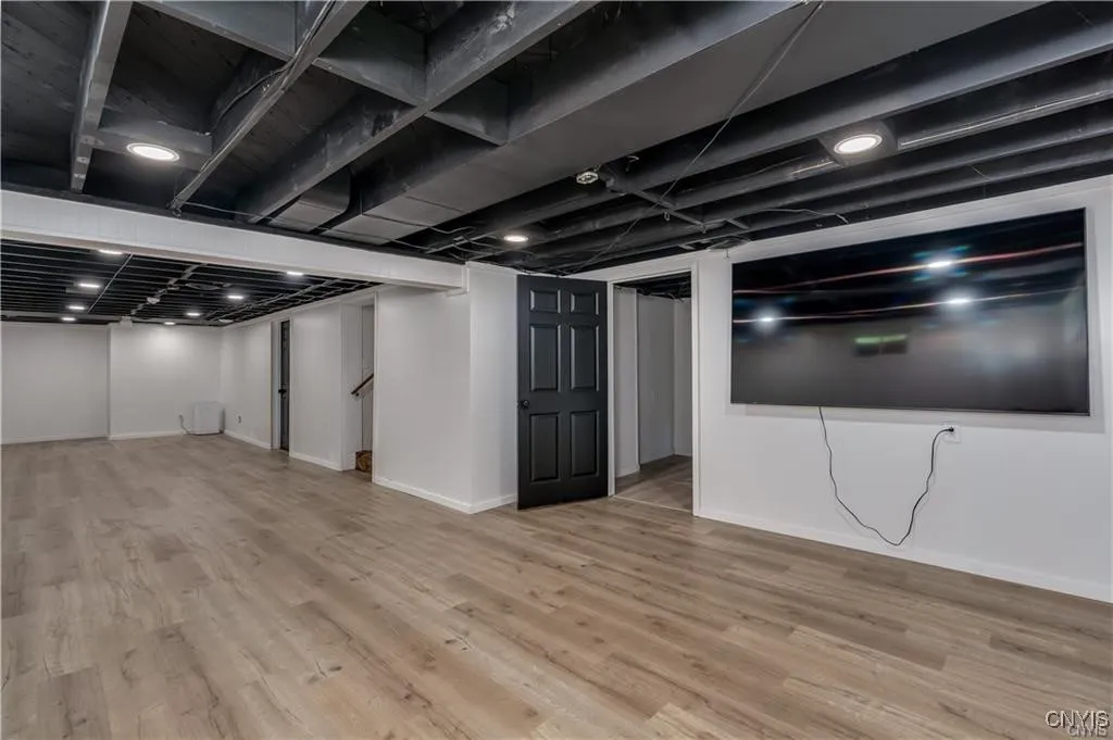 266 Chestnut Street, Watertown City, New York 1360, Watertown City, New York 13601, 3 Bedrooms Bedrooms, 9 Rooms Rooms,1 BathroomBathrooms,Residential Lease,For Rent,266 Chestnut Street, Watertown City, New York 1360,S1625437