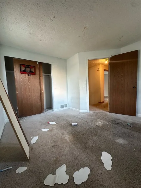 110 Canton Street, Rochester, New York 14606, Rochester, New York 14606, 3 Bedrooms Bedrooms, 5 Rooms Rooms,2 BathroomsBathrooms,Residential,For Sale,110 Canton Street, Rochester, New York 14606,R1625130