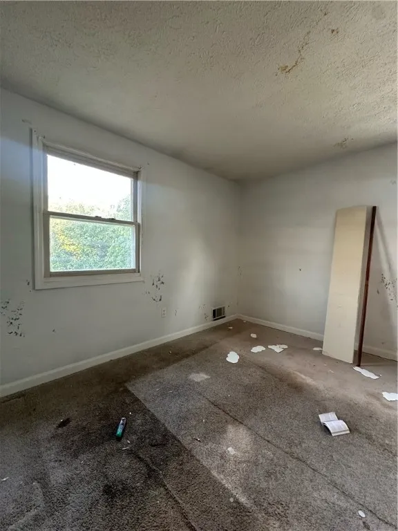 110 Canton Street, Rochester, New York 14606, Rochester, New York 14606, 3 Bedrooms Bedrooms, 5 Rooms Rooms,2 BathroomsBathrooms,Residential,For Sale,110 Canton Street, Rochester, New York 14606,R1625130