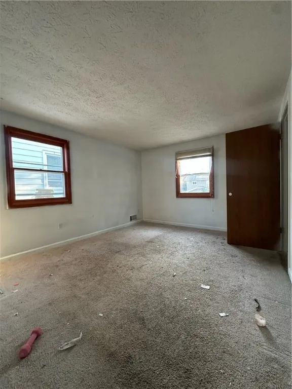 110 Canton Street, Rochester, New York 14606, Rochester, New York 14606, 3 Bedrooms Bedrooms, 5 Rooms Rooms,2 BathroomsBathrooms,Residential,For Sale,110 Canton Street, Rochester, New York 14606,R1625130