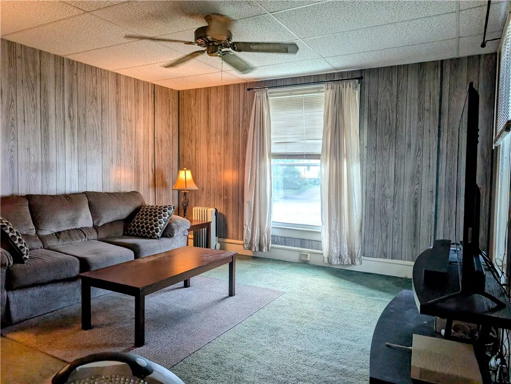 609 Mount Zoar Street, Elmira City, New York 14904, Elmira City, New York 14904, 3 Bedrooms Bedrooms, 7 Rooms Rooms,1 BathroomBathrooms,Residential,For Sale,609 Mount Zoar Street, Elmira City, New York 14904,R1625112