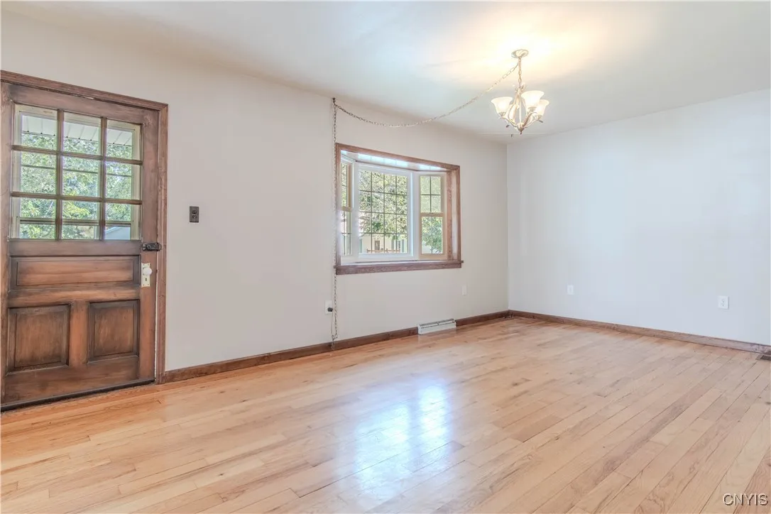 212 Iroquois Avenue West, Watertown City, New York, Watertown City, New York 13601, 2 Bedrooms Bedrooms, 5 Rooms Rooms,1 BathroomBathrooms,Residential,For Sale,212 Iroquois Avenue West, Watertown City, New York,S1624738