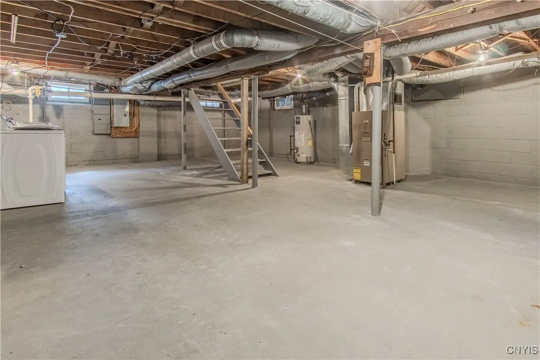 212 Iroquois Avenue West, Watertown City, New York, Watertown City, New York 13601, 2 Bedrooms Bedrooms, 5 Rooms Rooms,1 BathroomBathrooms,Residential,For Sale,212 Iroquois Avenue West, Watertown City, New York,S1624738