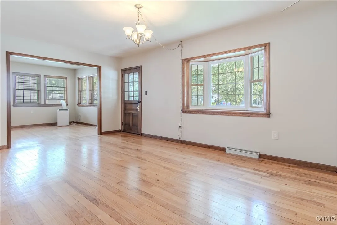 212 Iroquois Avenue West, Watertown City, New York, Watertown City, New York 13601, 2 Bedrooms Bedrooms, 5 Rooms Rooms,1 BathroomBathrooms,Residential,For Sale,212 Iroquois Avenue West, Watertown City, New York,S1624738