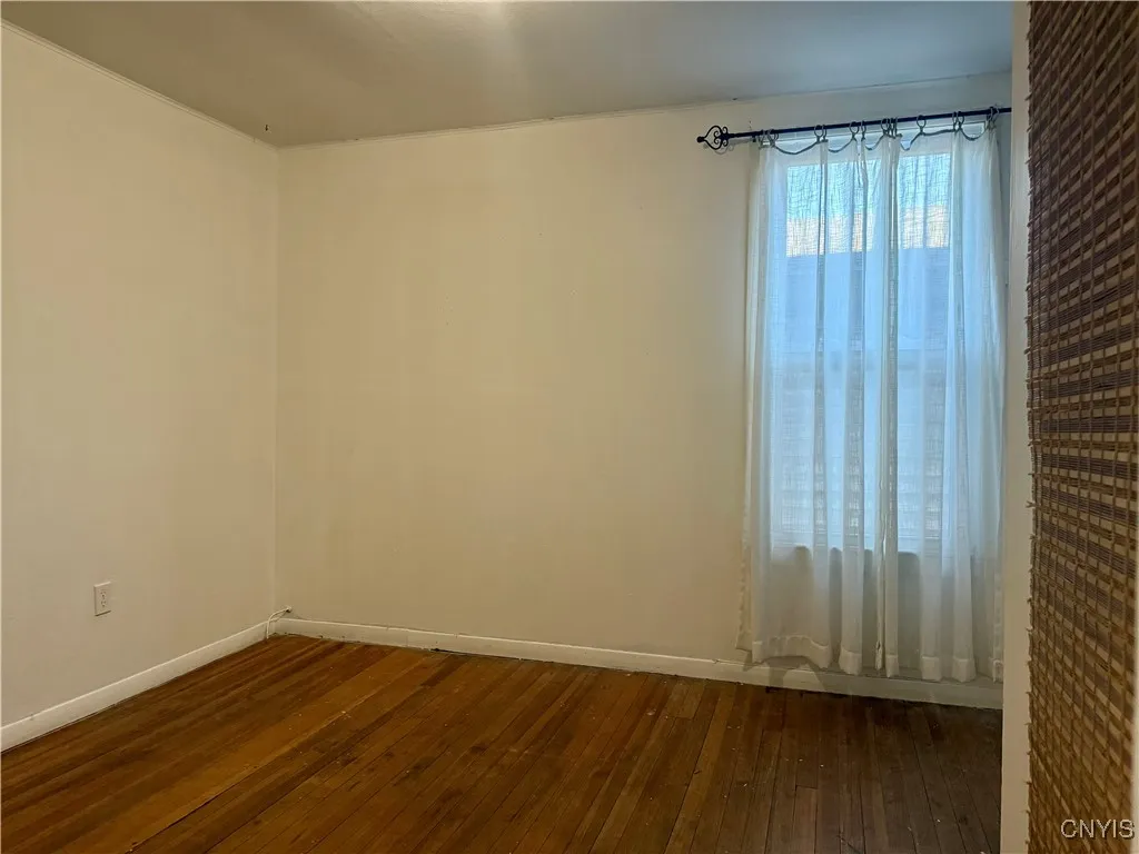 2117 Main Street, Cazenovia, New York 13035, Cazenovia, New York 13035, 4 Bedrooms Bedrooms, 7 Rooms Rooms,1 BathroomBathrooms,Residential Lease,For Rent,2117 Main Street, Cazenovia, New York 13035,S1625335