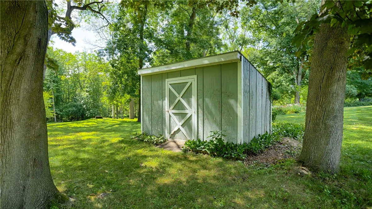 125 Pine Ridge Drive, Arcadia, New York 14513, Arcadia, New York 14513, 4 Bedrooms Bedrooms, 10 Rooms Rooms,3 BathroomsBathrooms,Residential,For Sale,125 Pine Ridge Drive, Arcadia, New York 14513,R1624976