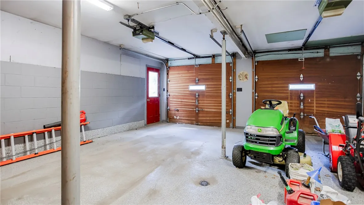 125 Pine Ridge Drive, Arcadia, New York 14513, Arcadia, New York 14513, 4 Bedrooms Bedrooms, 10 Rooms Rooms,3 BathroomsBathrooms,Residential,For Sale,125 Pine Ridge Drive, Arcadia, New York 14513,R1624976