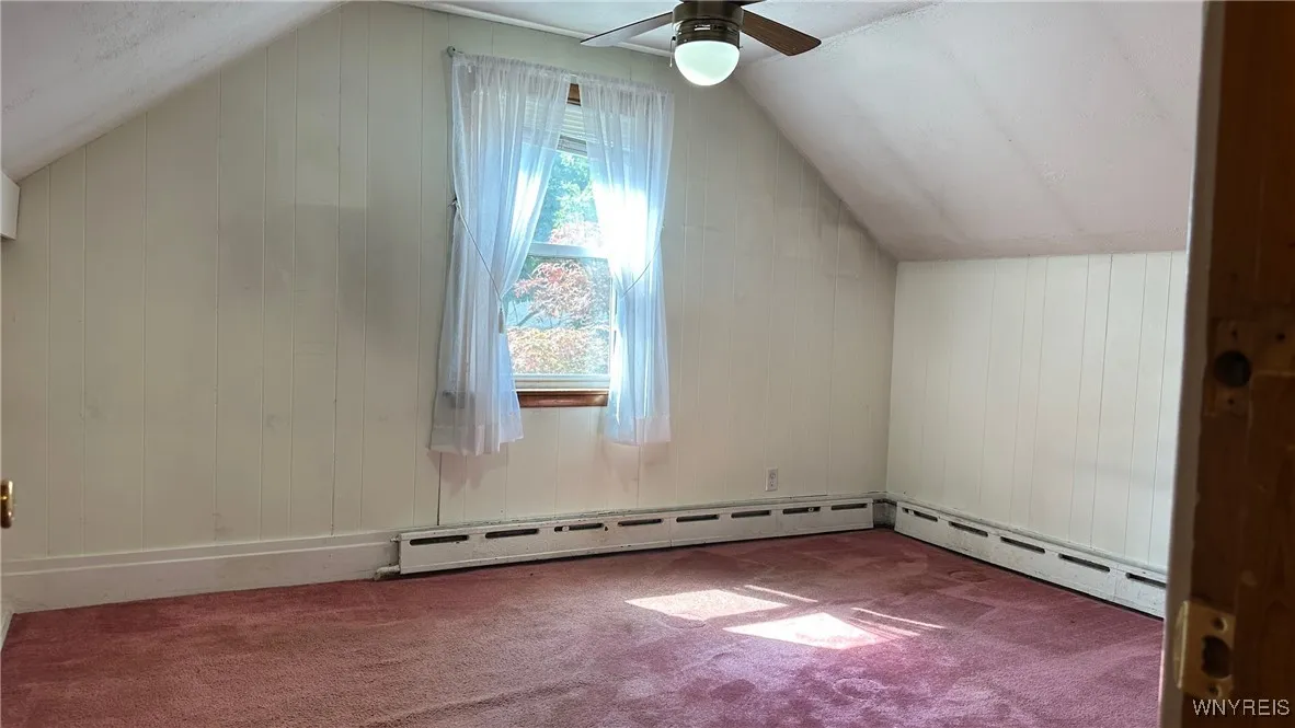 2nd floor bedroom