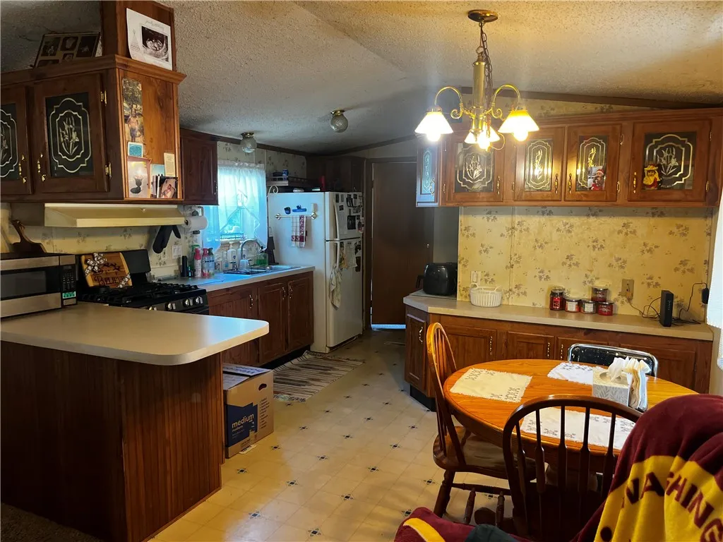 6374 Lambert Street, Victor, New York 14564, Victor, New York 14564, 2 Bedrooms Bedrooms, 4 Rooms Rooms,2 BathroomsBathrooms,Residential,For Sale,6374 Lambert Street, Victor, New York 14564,R1625415