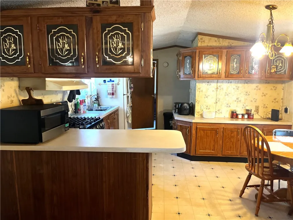 6374 Lambert Street, Victor, New York 14564, Victor, New York 14564, 2 Bedrooms Bedrooms, 4 Rooms Rooms,2 BathroomsBathrooms,Residential,For Sale,6374 Lambert Street, Victor, New York 14564,R1625415