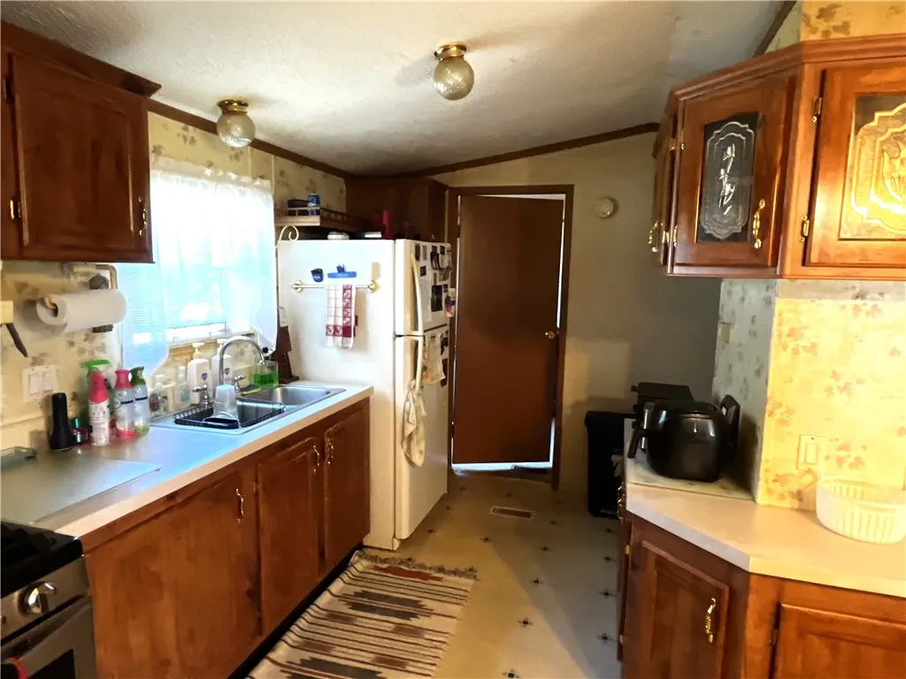 6374 Lambert Street, Victor, New York 14564, Victor, New York 14564, 2 Bedrooms Bedrooms, 4 Rooms Rooms,2 BathroomsBathrooms,Residential,For Sale,6374 Lambert Street, Victor, New York 14564,R1625415