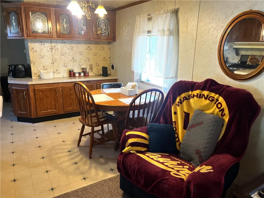 6374 Lambert Street, Victor, New York 14564, Victor, New York 14564, 2 Bedrooms Bedrooms, 4 Rooms Rooms,2 BathroomsBathrooms,Residential,For Sale,6374 Lambert Street, Victor, New York 14564,R1625415