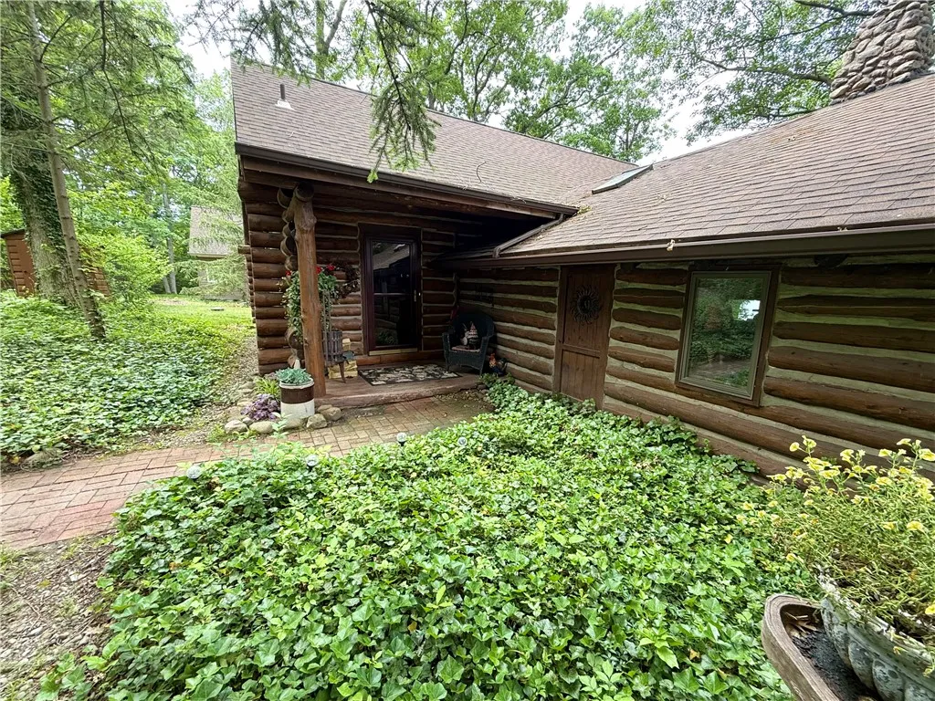 4108-4109 Highbanks, Fayette, New York 14456, Fayette, New York 14456, 3 Bedrooms Bedrooms, 6 Rooms Rooms,2 BathroomsBathrooms,Residential,For Sale,4108-4109 Highbanks, Fayette, New York 14456,R1624191