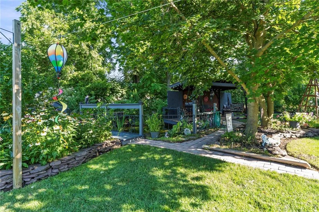 3221 Hambro Park Street, Caledonia, New York 14423, Caledonia, New York 14423, 3 Bedrooms Bedrooms, 10 Rooms Rooms,2 BathroomsBathrooms,Residential,For Sale,3221 Hambro Park Street, Caledonia, New York 14423,R1625046