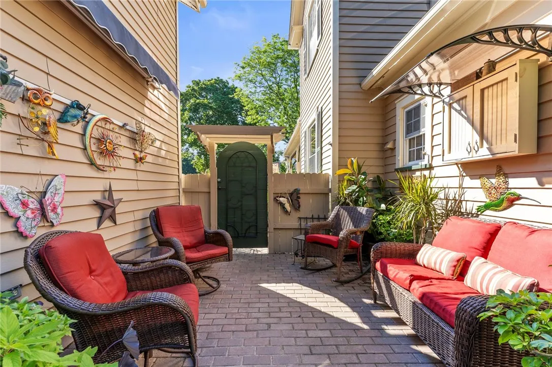 3221 Hambro Park Street, Caledonia, New York 14423, Caledonia, New York 14423, 3 Bedrooms Bedrooms, 10 Rooms Rooms,2 BathroomsBathrooms,Residential,For Sale,3221 Hambro Park Street, Caledonia, New York 14423,R1625046