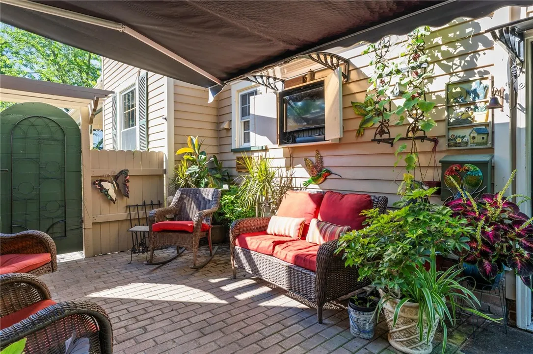 3221 Hambro Park Street, Caledonia, New York 14423, Caledonia, New York 14423, 3 Bedrooms Bedrooms, 10 Rooms Rooms,2 BathroomsBathrooms,Residential,For Sale,3221 Hambro Park Street, Caledonia, New York 14423,R1625046